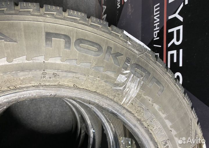Nokian Tyres Hakkapeliitta R 215/70 R16