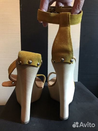 Босоножки на платформе Dsquared2