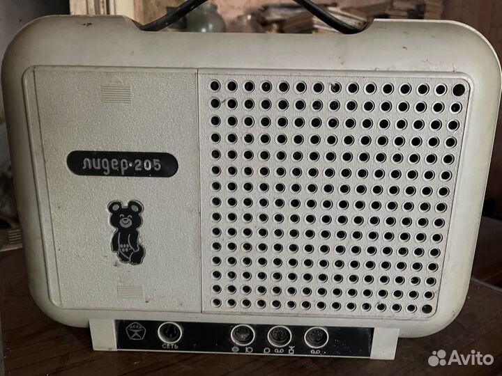 Проигрыватель винила СССР Лидер 205