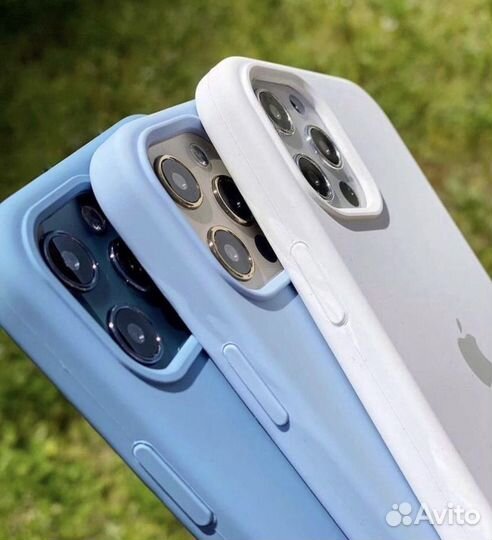 Силиконовый чехол на iPhone 13/12 Pro/11/8/7