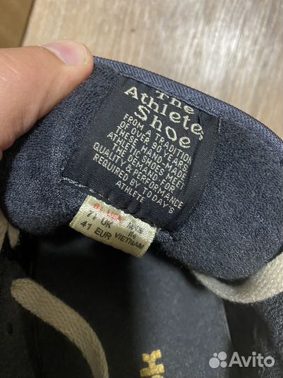 Оригинальные кроссовки Reebok classic 42 размер