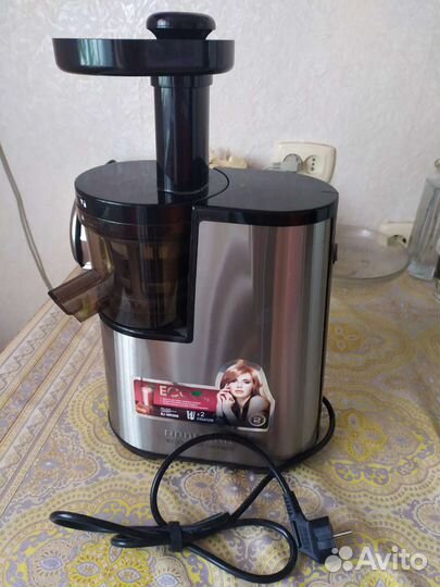 Соковыжималка шнековая Redmond RJ-M920S