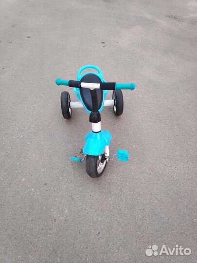 Детский трехколесный велосипед