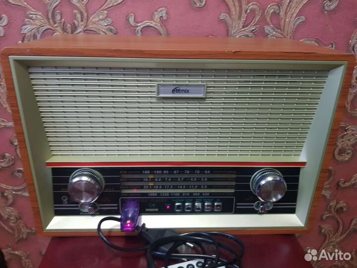 Радиоприемник(ritmix rpr-102)