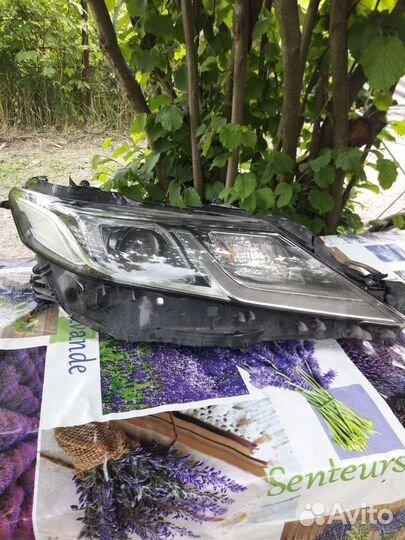 Фара toyota camry 70