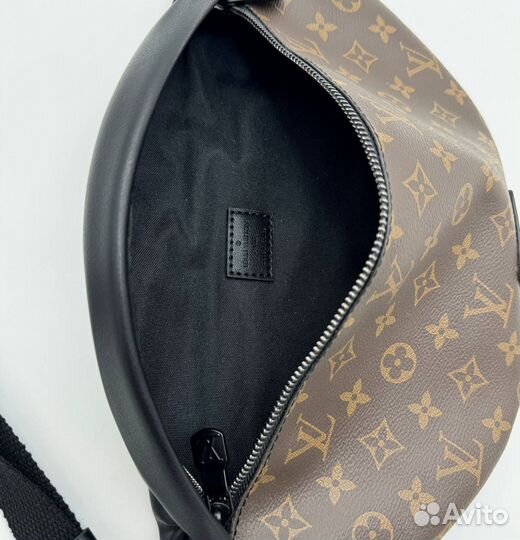 Поясная мужская сумка Louis Vuitton