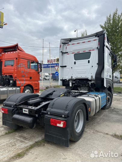 Mercedes-Benz Actros, 2023