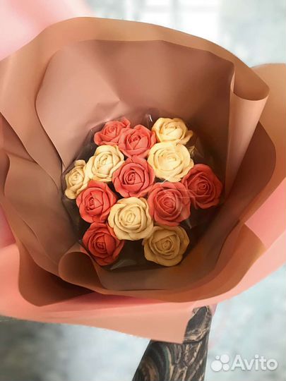 Съедобный букет из шоколада