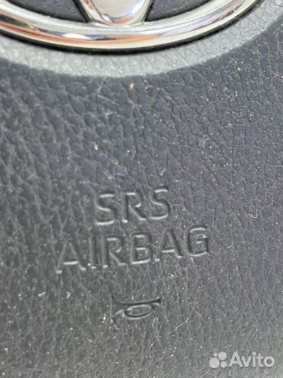 Подушка безопасности в руль Toyota Camry V70/V75