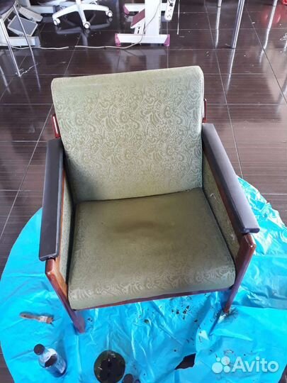 Перетяжка кресел стульев