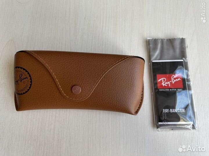 Очки Ray Ban RB4258 (Polished black in green)