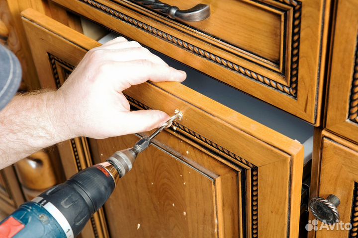 Сборщик мебели ep136