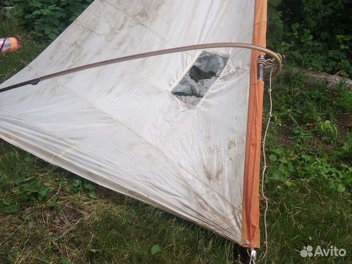 Парус для виндсерфинга