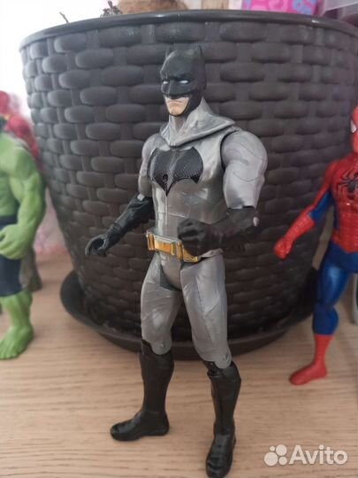 Фигурки супергероев Marvel