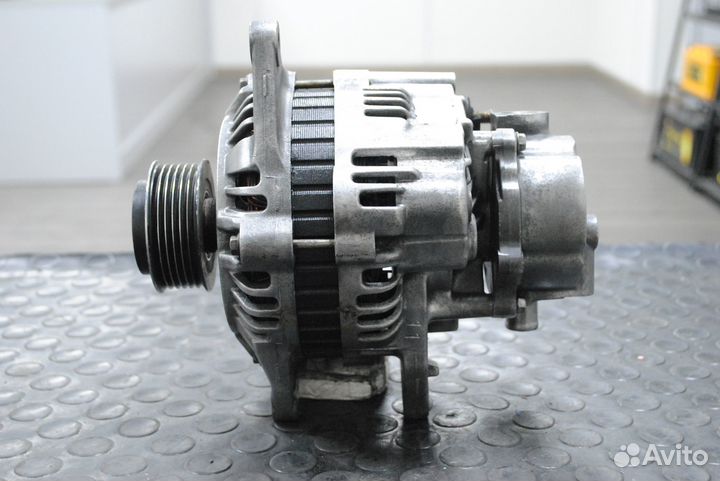 Генератор Mitsubishi Pajero 2.5 TDi б/у 105А