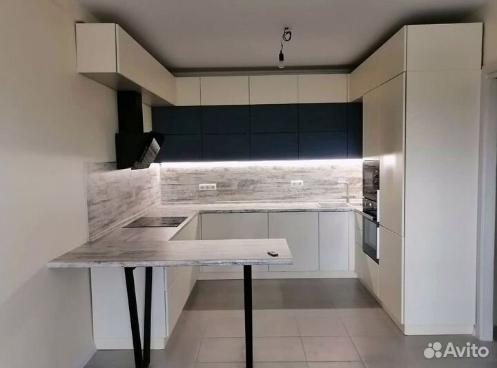 Кухня новая