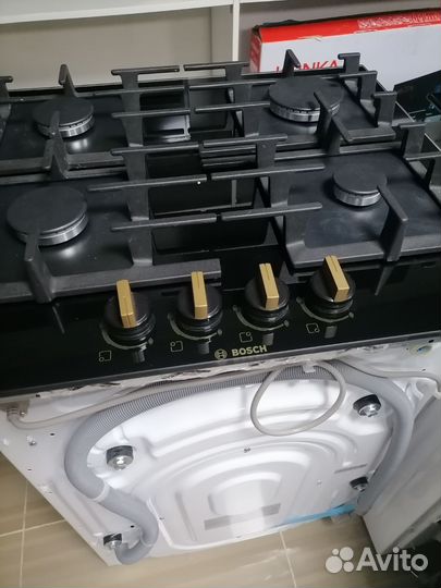Газовая варочная панель черная Bosch новая