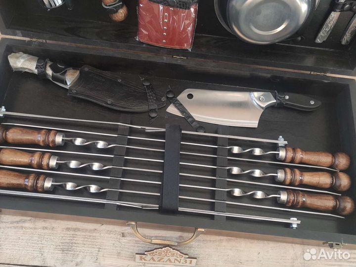 Набор для барбекю в деревянном кейсе