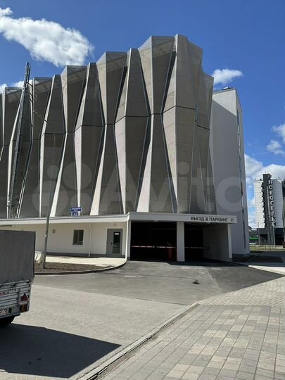 Машиноместо, 13 м²