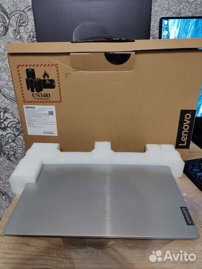 Ноутбук Lenovo Ideapad s145-15ast