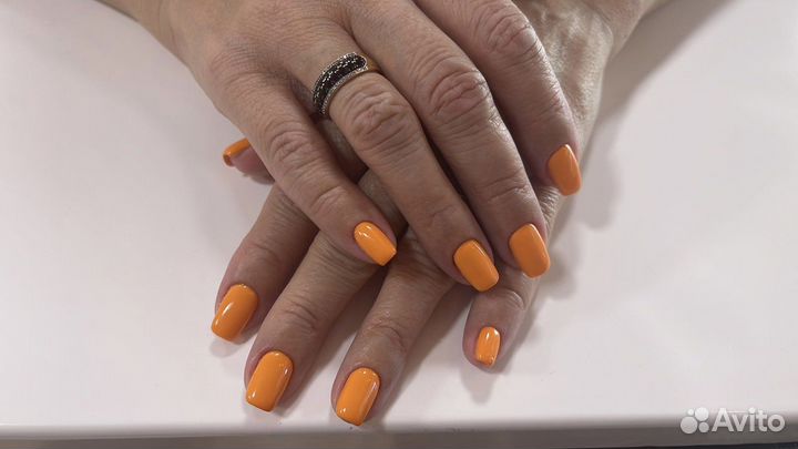 Маникюр,педикюр