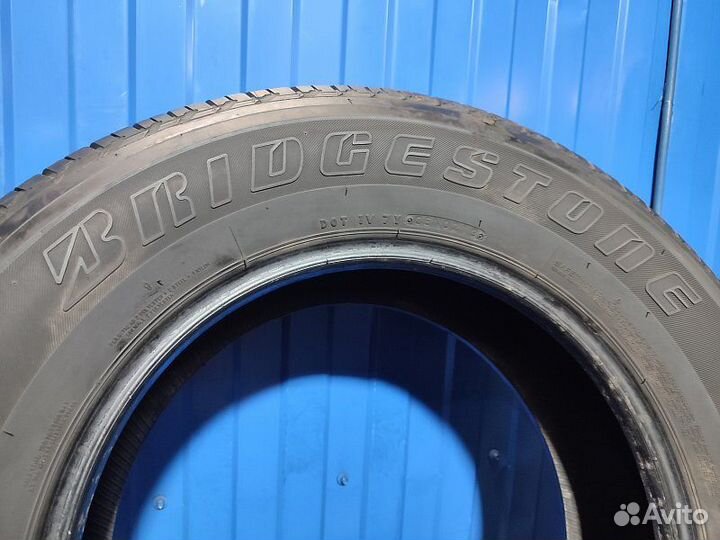 Bridgestone Dueler H/T 684 265/65 R17