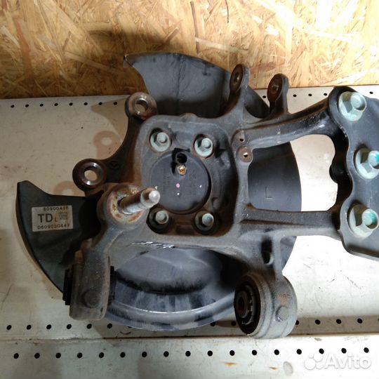 Ступица задняя левая на Mazda CX9 II 2016