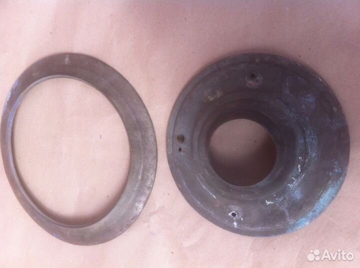 Для самовара запасные части- крышка, конфорка