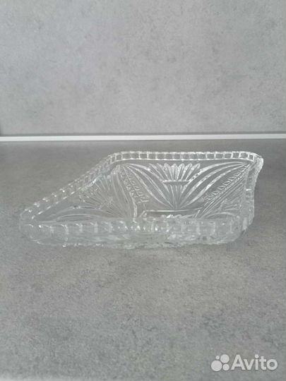 Хрустальная ваза