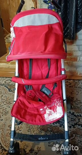 Прогулочная коляска