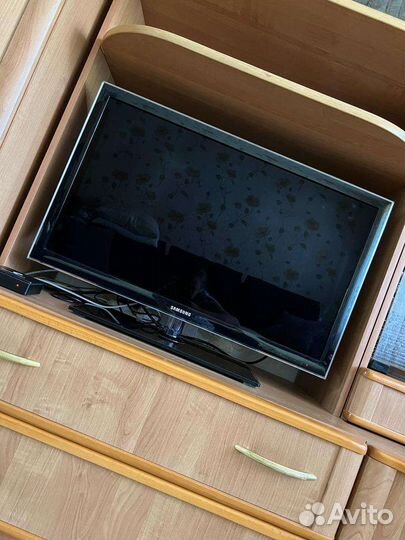 Телевизор Samsung 32 led ue32d5000pw