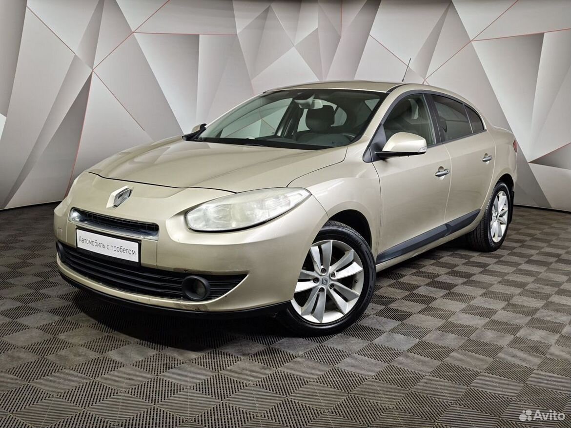 Renault Fluence 1.6 AT, 2010, 166 194 км