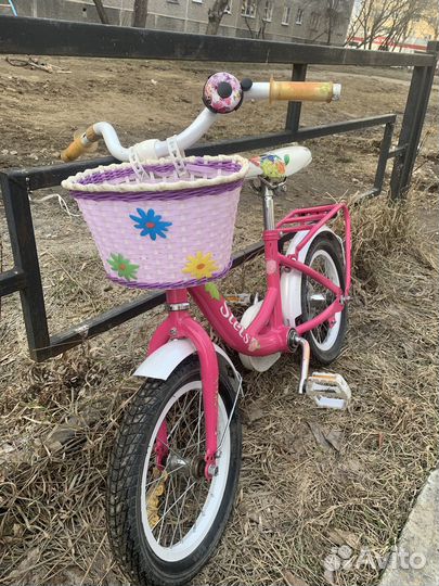 Детский велосипед четырехколесный