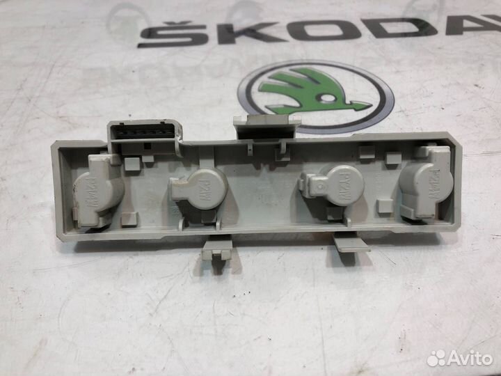 Плата заднего фонаря правая Skoda Octavia Rs A5