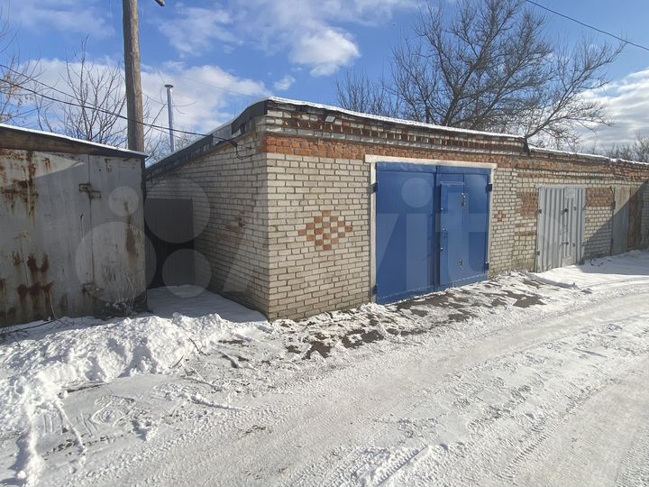 Гараж, > 30 м²