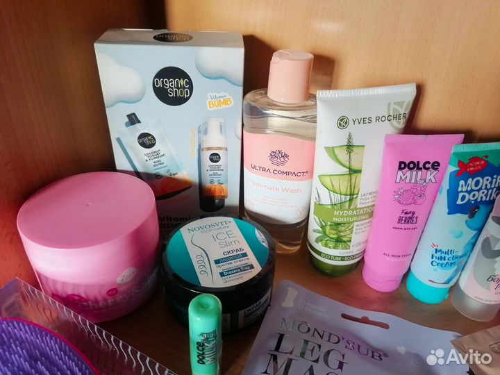 Пакет новой уходовой косметики