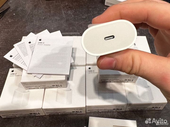 Оригинальный блок питания iPhone 20w