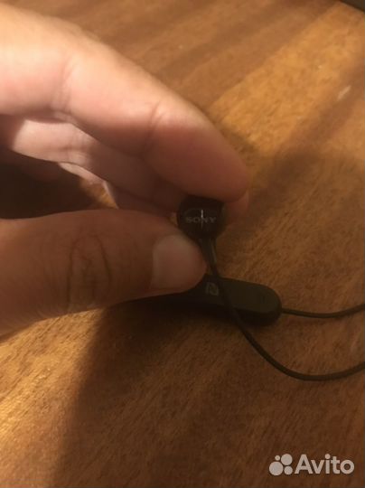 Беспроводные наушники Sony Wi c300