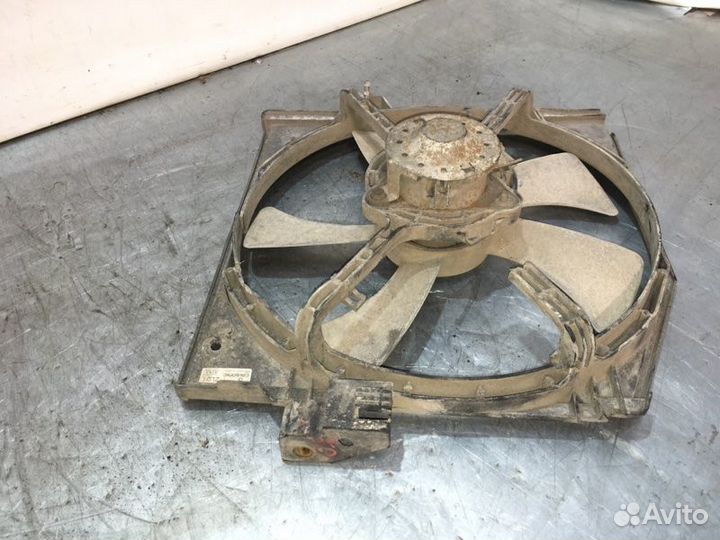 Вентилятор радиатора Mazda Familia седан BJ bhalp