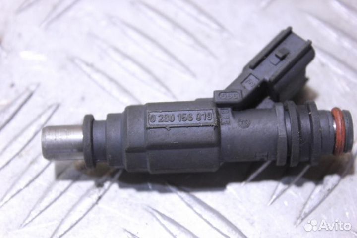 Форсунка двигателя Toyota Auris e15