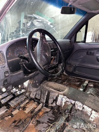 Toyota hilux surf и Toyota hilux