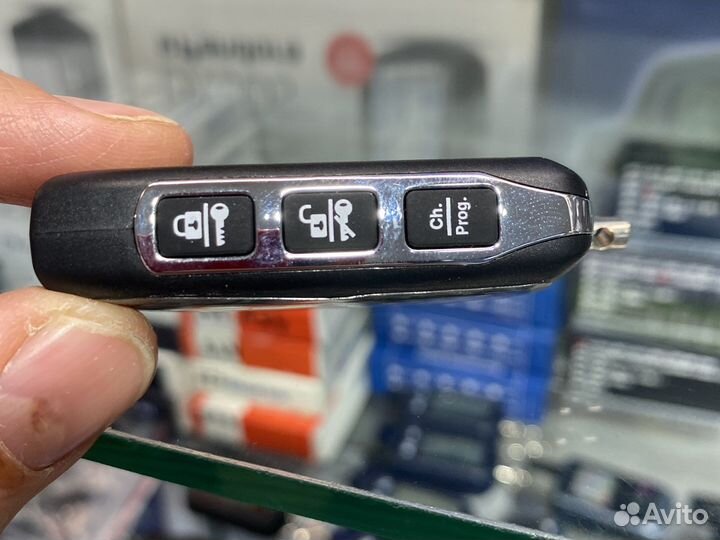 Брелок Sky M22