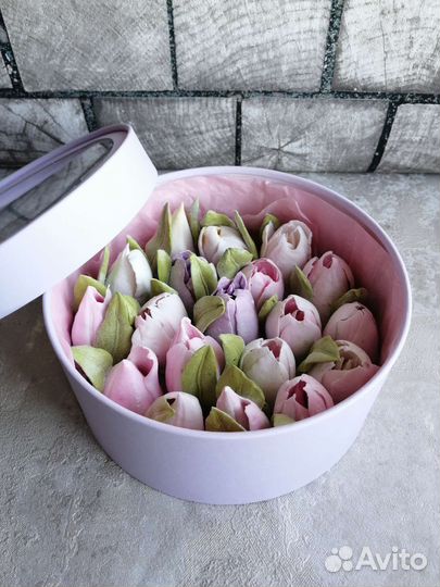 Сладкий подарок из зефира ко Дню рождения