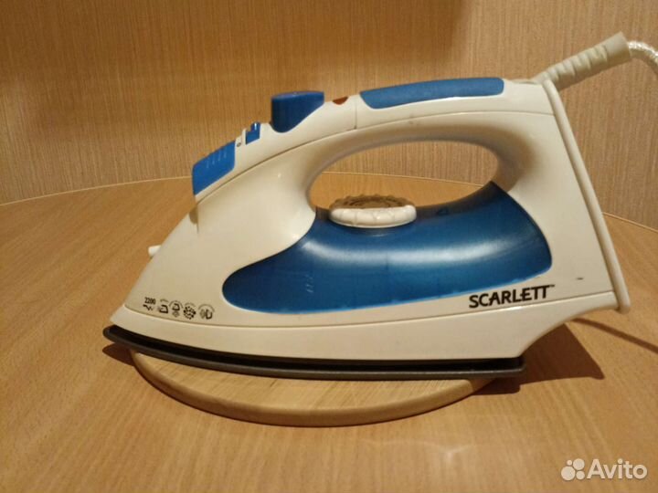 Утюг Scarlett рабочий SC-1134s