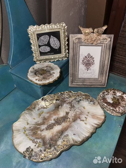 Блюдо,поднос и подстаканник