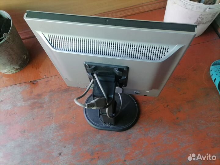 Монитор Philips