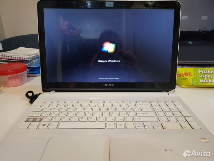 Ноутбук sony vaio svf1521n1rw