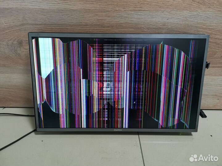 Телевизор Doffler 22CF14-T2 (Разбор)(По запчастям)