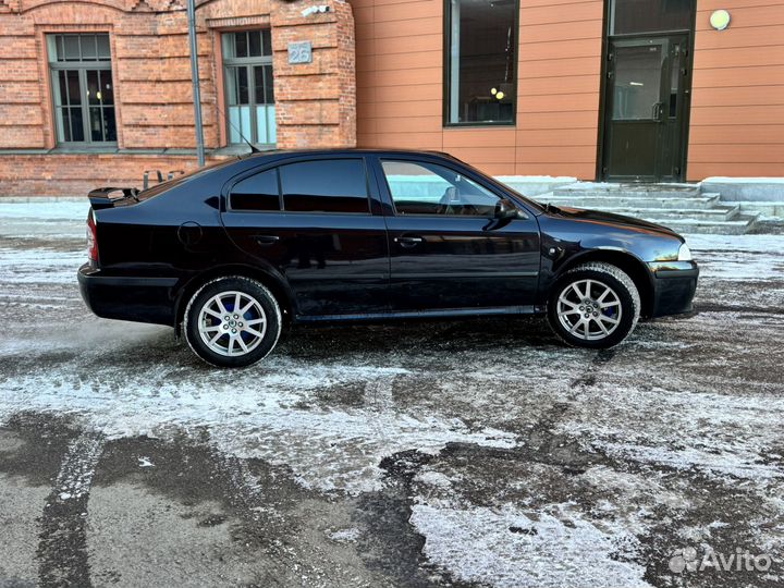 Skoda Octavia 1.6 МТ, 2007, 225 450 км