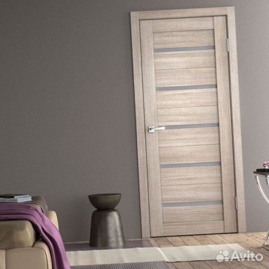 Межкомнатная дверь со стеклом экошпон